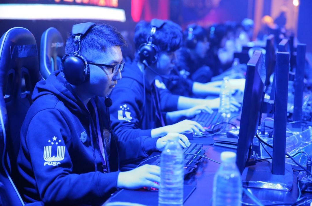 怀特出色的 怀特出色的