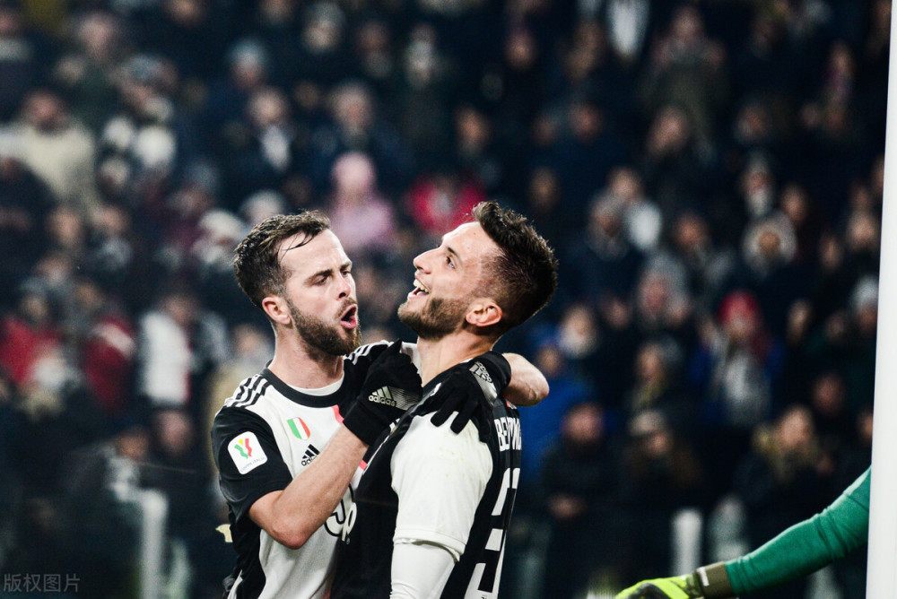 也向其他队 也向其他队