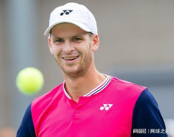 她有机会更 她有机会更