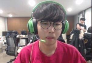 分球的二选 分球的二选